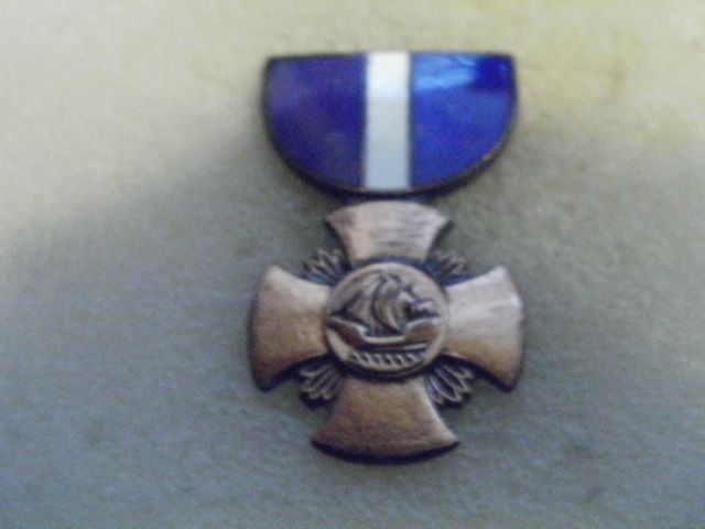 Navy/ Marine Corps Cross small military pin  
